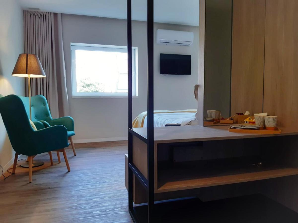 Novabila Guesthouse ヴィラ・レアル エクステリア 写真